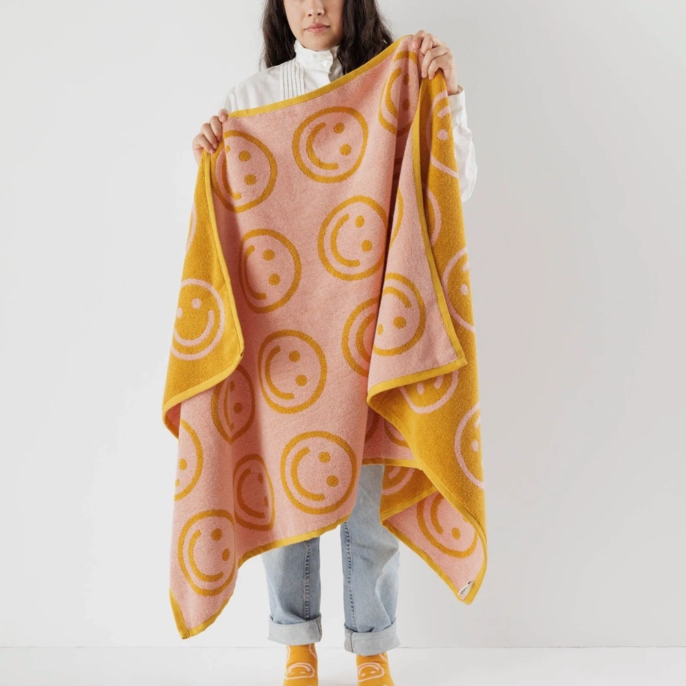 NWT Baggu bath towel - Marigold Peach Happy - Smiley